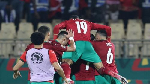 الجماهير العربية تتغنى بمنتخب المغرب بعد تأهله إلى ربع نهائي الأمم الأفريقية