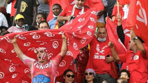 حارس تونس يتحوّل إلى مدرب قبل مواجهة نيجيريا ..  ما القصة؟
